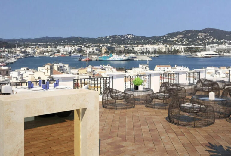 Palacio Historico Dalt Vila 9